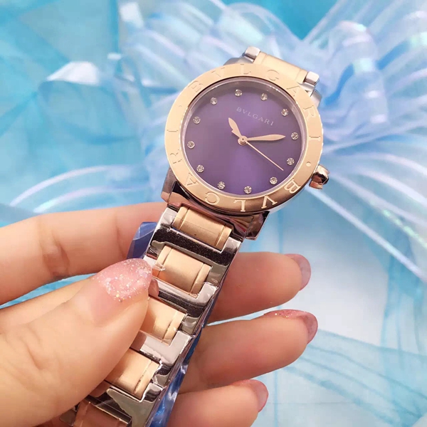 ブルガリ時計正面デザイン